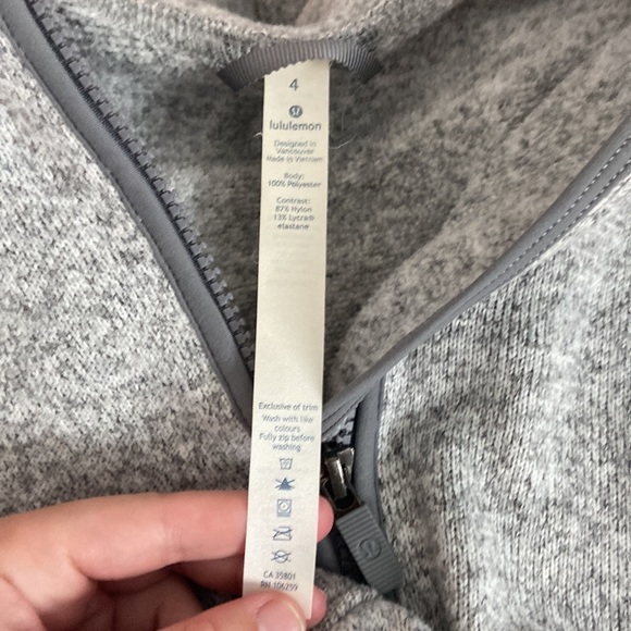 Size 4 grey lululemon zip up hoodie - Picture 3 of 3